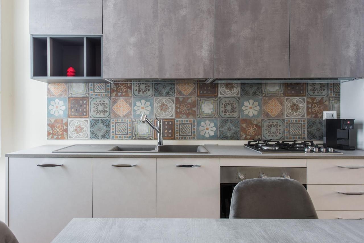 Anna'S Luxury Apartment Palermo Luaran gambar