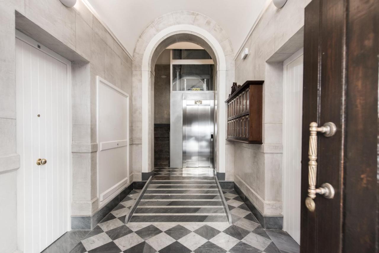 Anna'S Luxury Apartment Palermo Luaran gambar